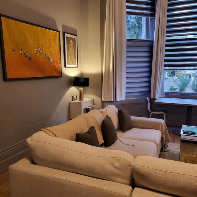 5 Luxury Spacious Loft - Prime Location - Comfortable Bed & Sofa Hove Esterno foto