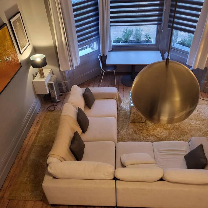5 Luxury Spacious Loft - Prime Location - Comfortable Bed & Sofa Hove Esterno foto