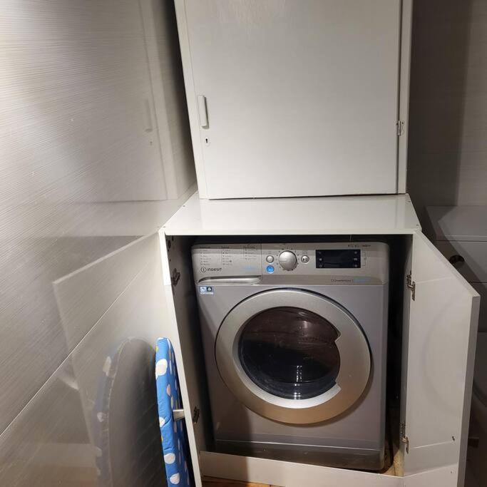 5 Luxury Spacious Loft - Prime Location - Comfortable Bed & Sofa Hove Esterno foto